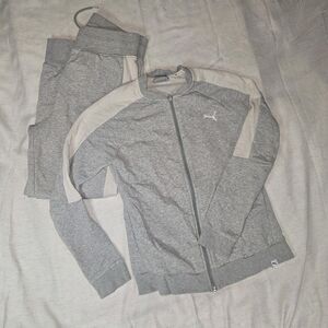Puma Womens Full Zip Long Sleeve And Joggers White & Gray Athletic Set Medium